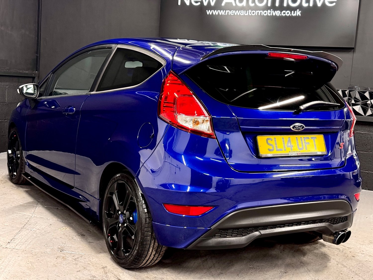 [ berth ]Ford Fiesta