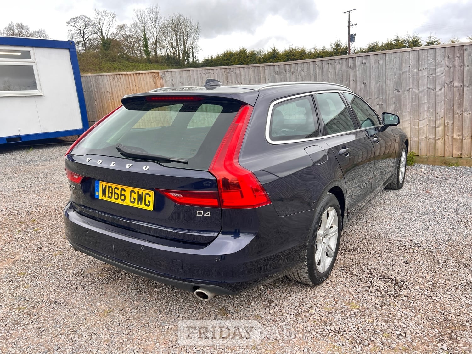 Volvo V90 2017 - Cars