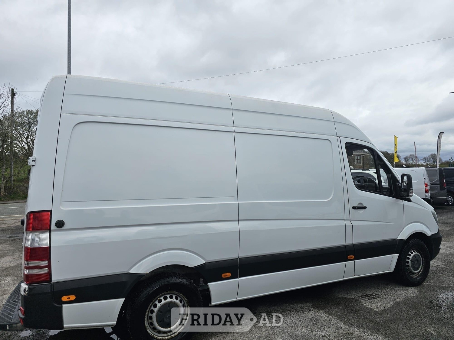 [ berth ]Mercedes-Benz Sprinter