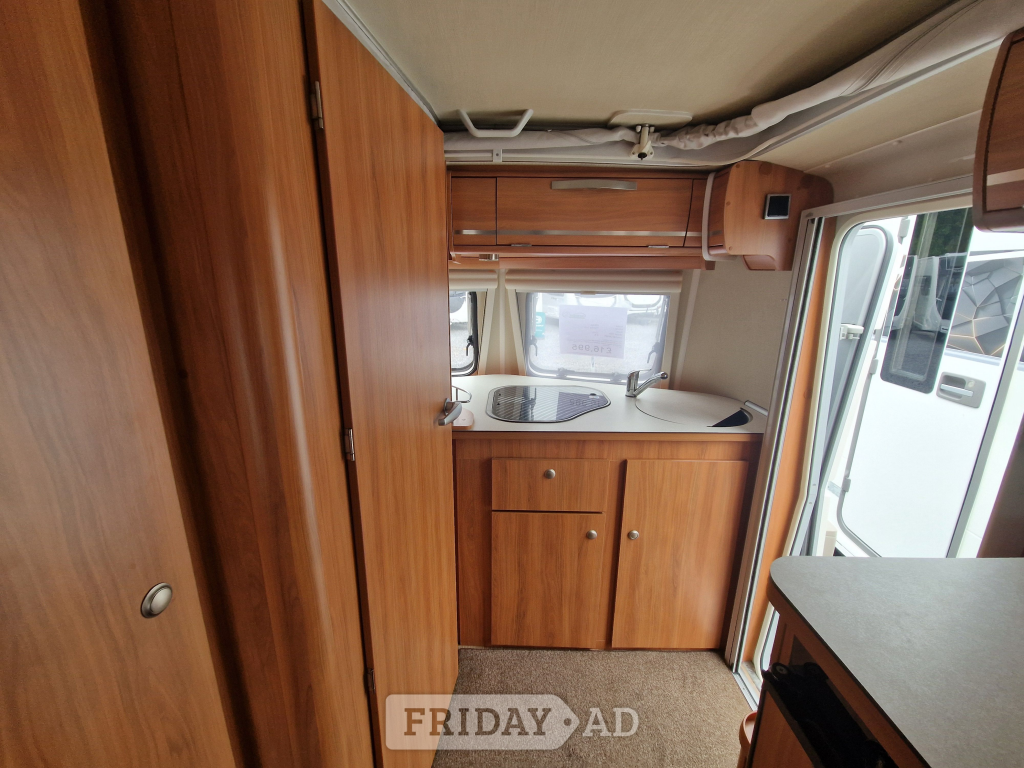 Eriba Touring Familia 320 2018 - Motorhomes & Caravans in Highbridge