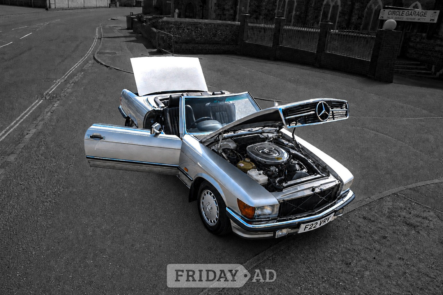Mercedes-Benz SL Lancing