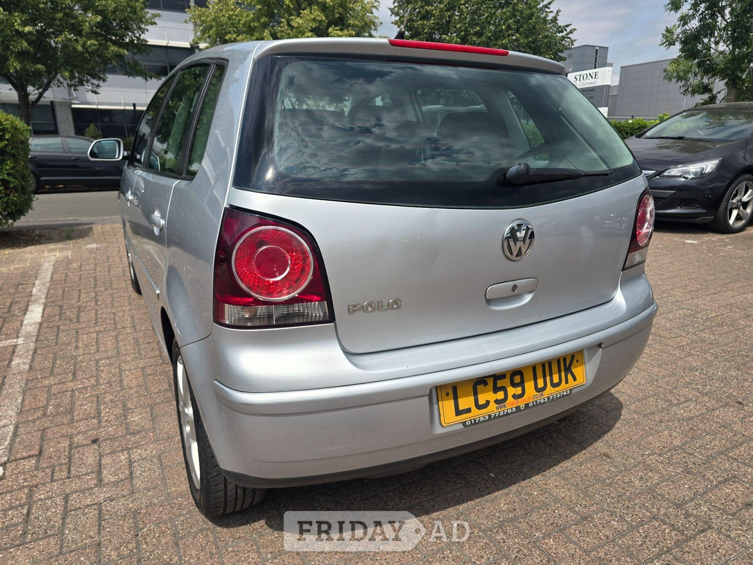 Volkswagen Polo 2009 - Cars