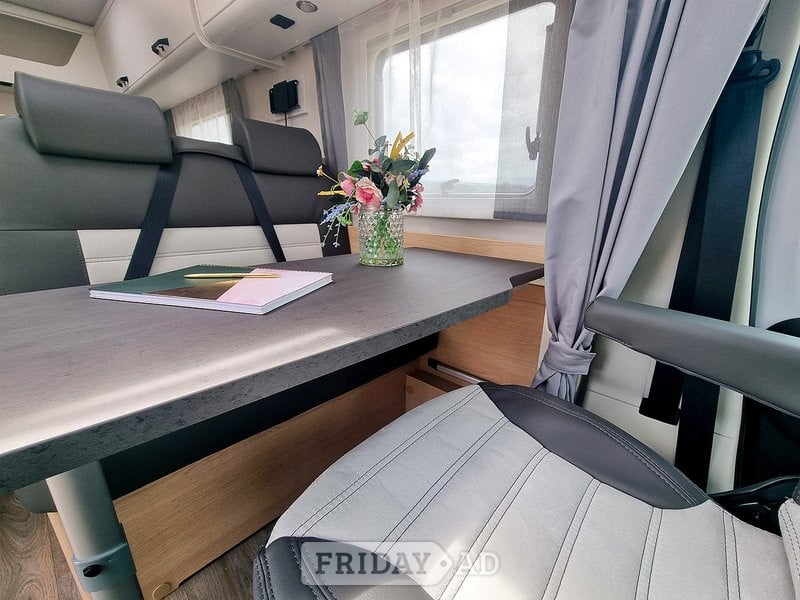 [3 berth ]Sunlight T58