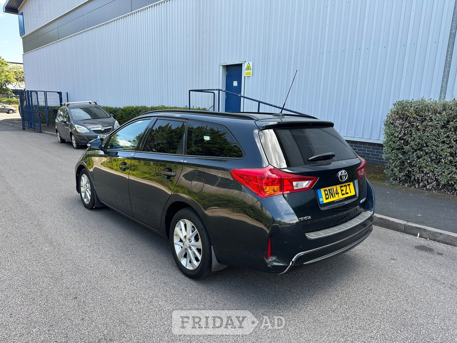 Toyota Auris 2014 - Cars