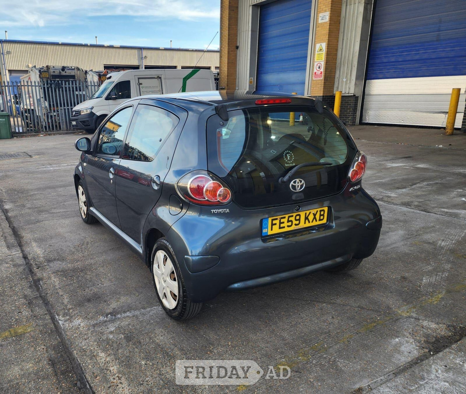 Toyota Aygo 2009 - Cars in Wembley