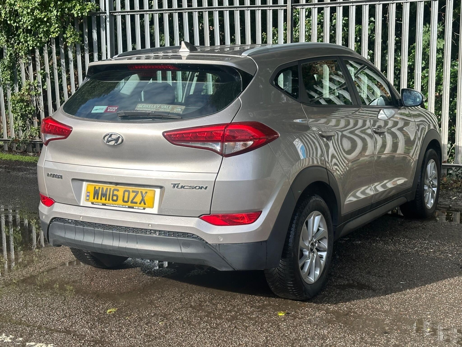Hyundai Tucson 2016 - Cars in Cardiff