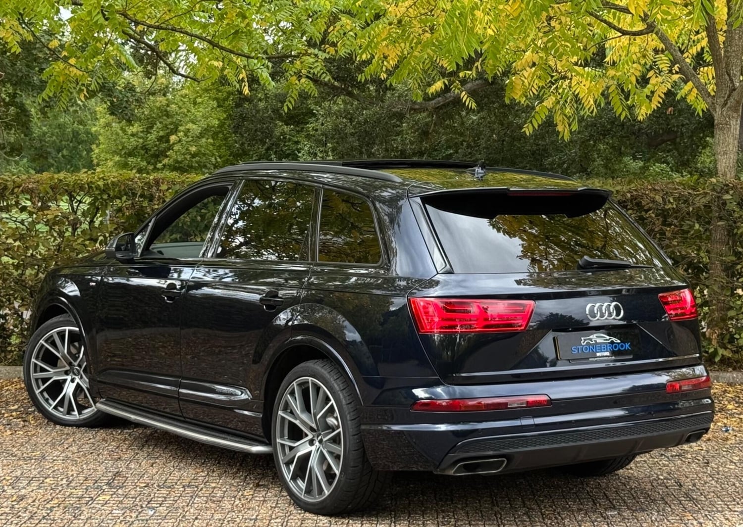 Audi Q7 2017 - Cars in Hillingdon