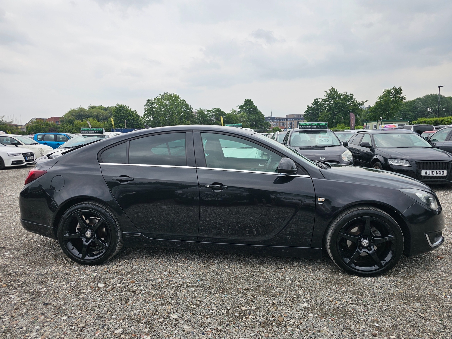 Vauxhall Insignia Leicester