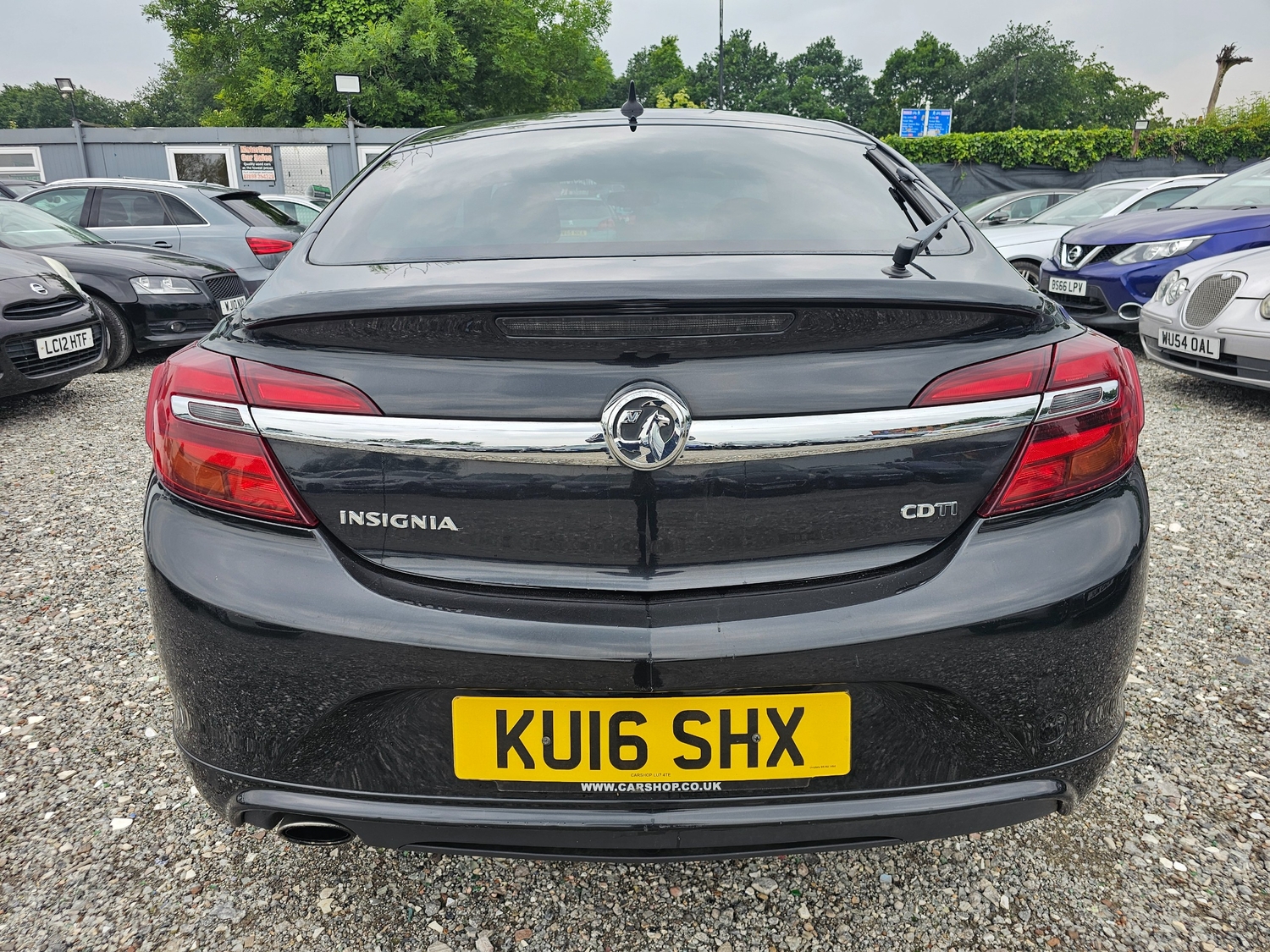 Vauxhall Insignia 2016 - Cars in Leicester