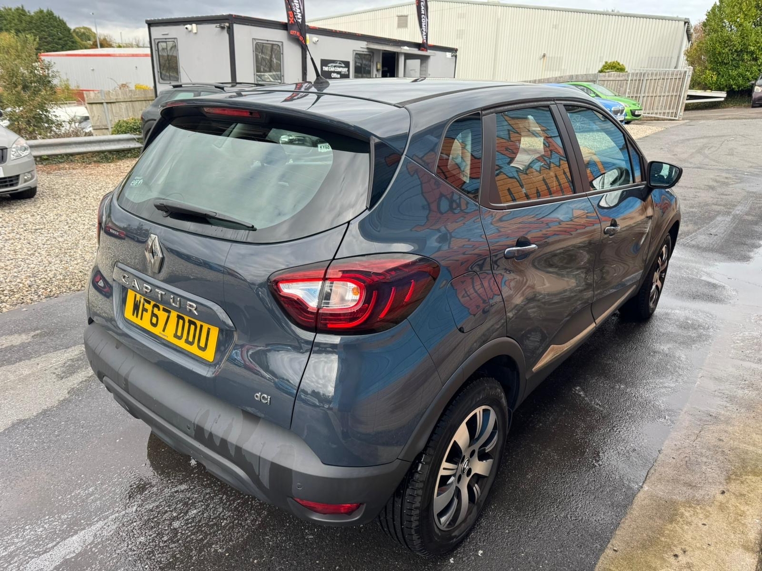 [ berth ]Renault Captur