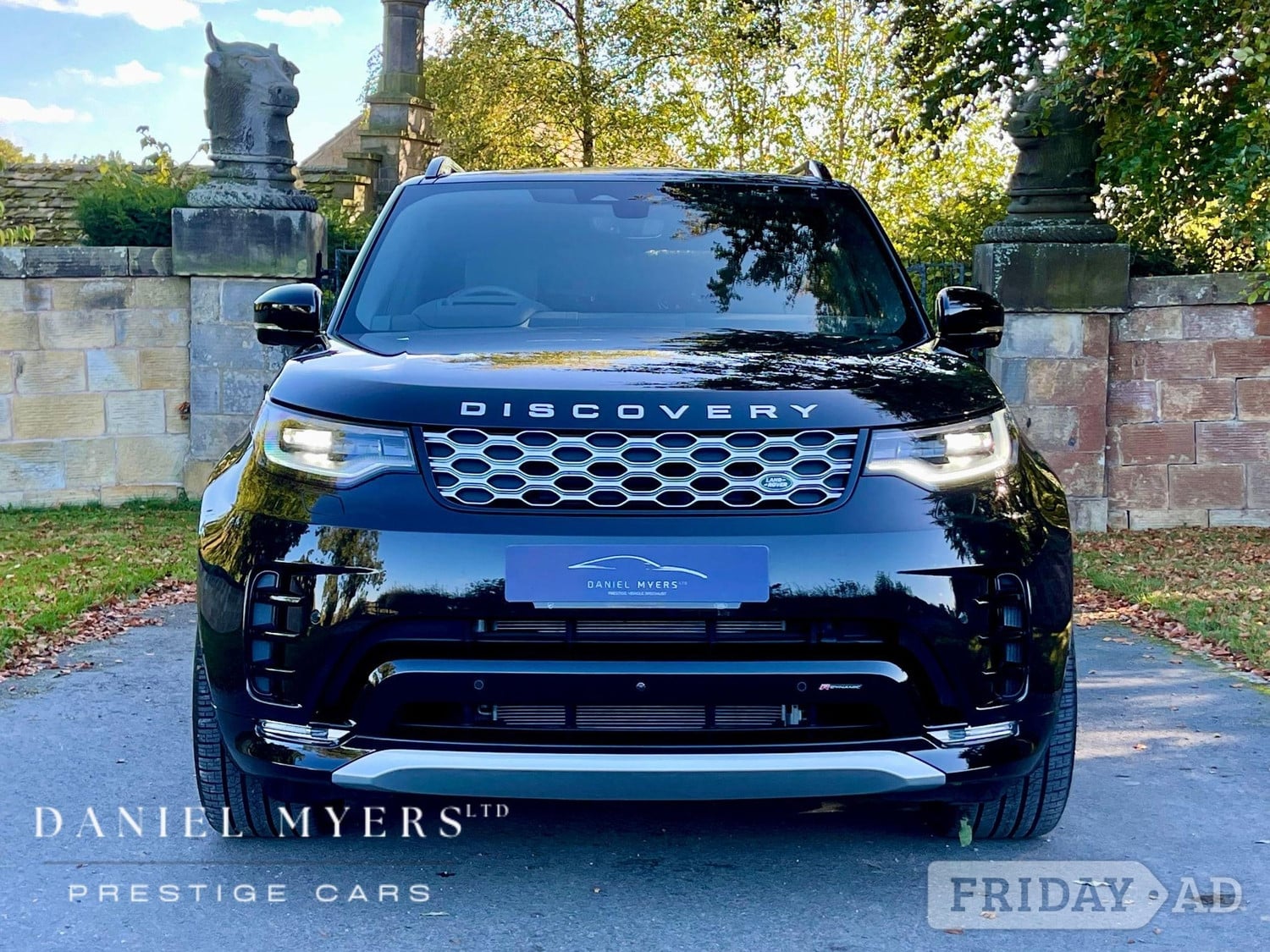 Land Rover Discovery 2026 in Leeds