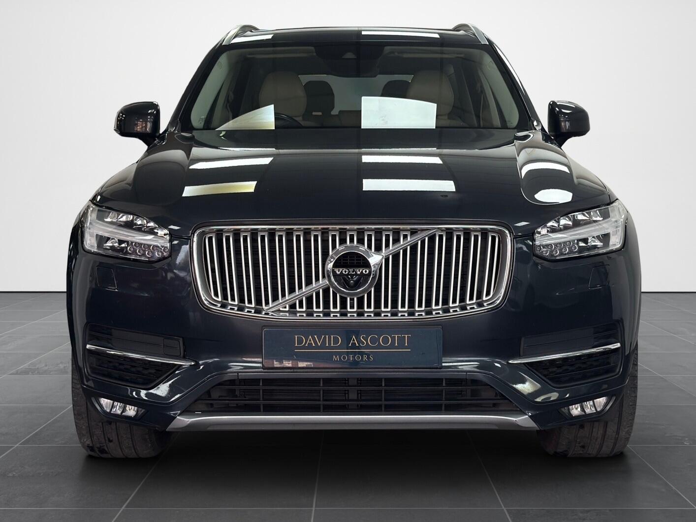 Volvo XC90 Ealing