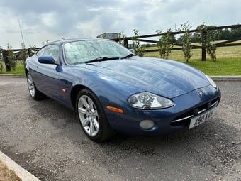 Jaguar XK8 2004