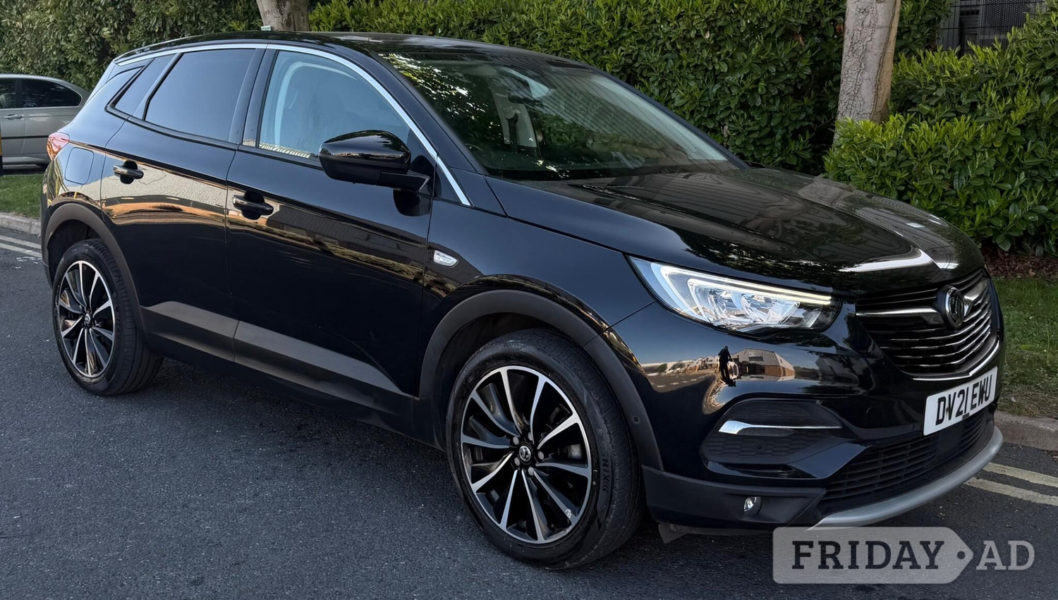 [ berth ]Vauxhall Grandland X