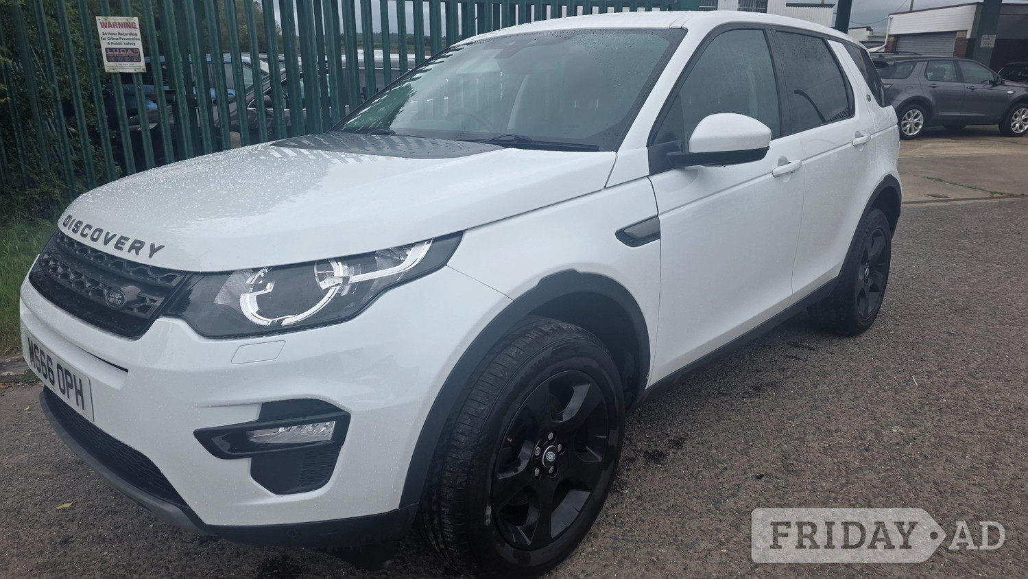 Land Rover Discovery Sport 2017 in Atherstone
