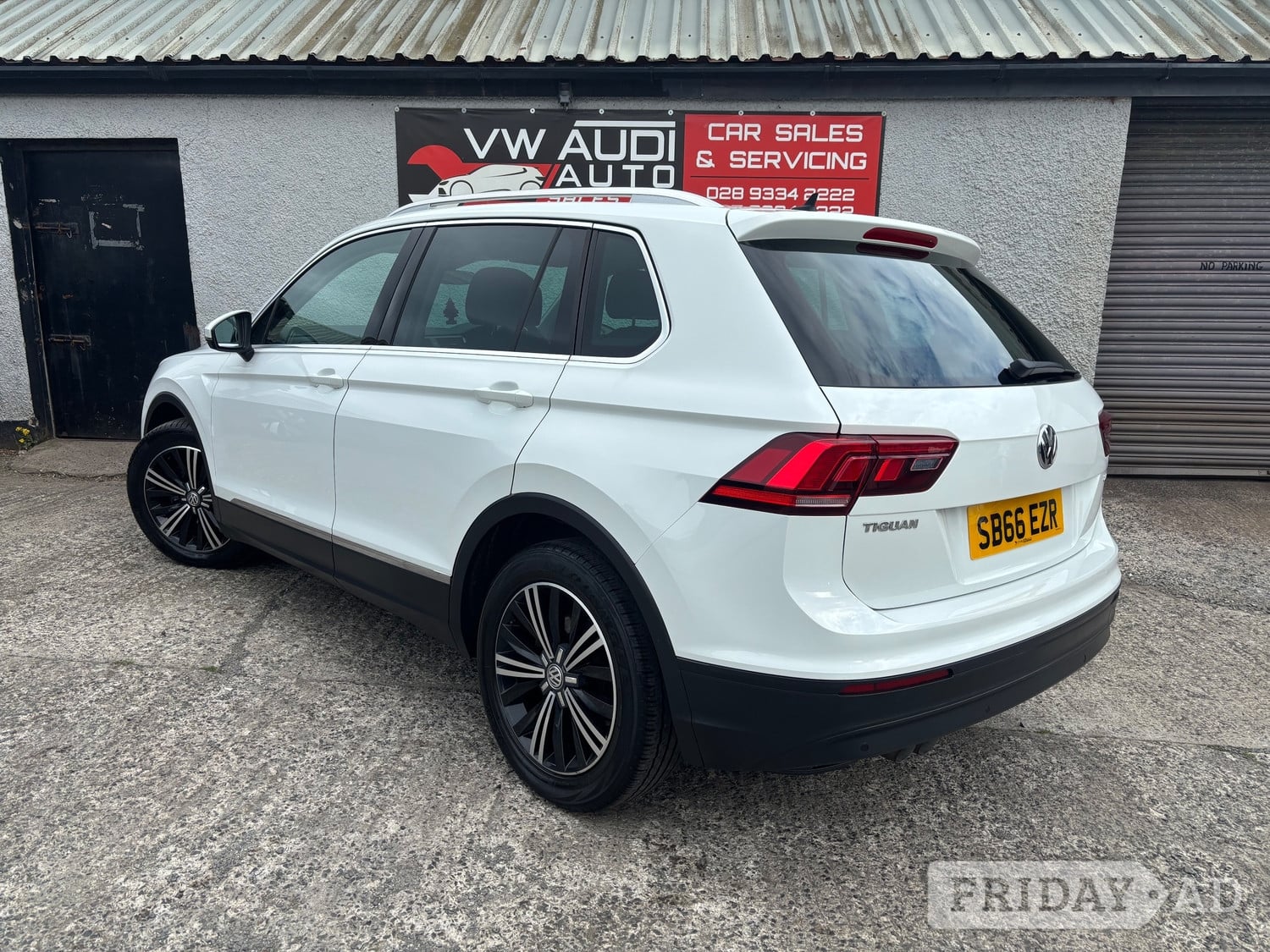 Volkswagen Tiguan 2016 - Cars