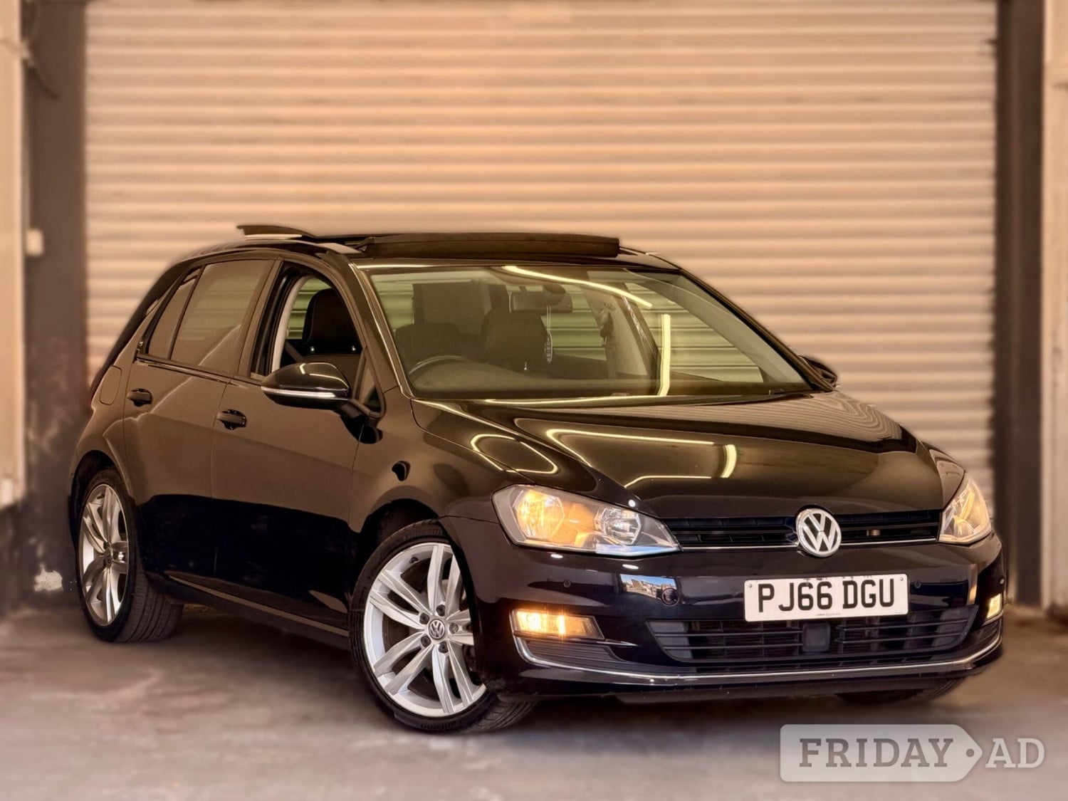 Volkswagen Golf 2016 in Feltham