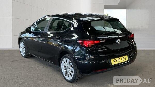 [ berth ]Vauxhall Astra