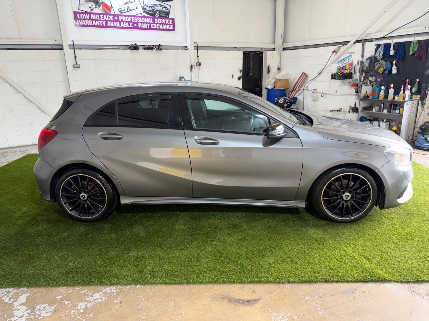 Mercedes-Benz A Class 2017 - Cars