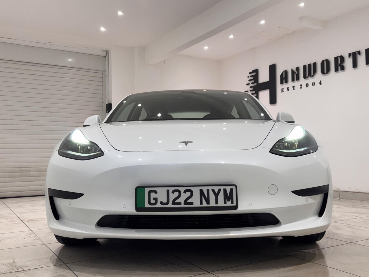 Tesla Model 3 2022 - Cars in Hounslow