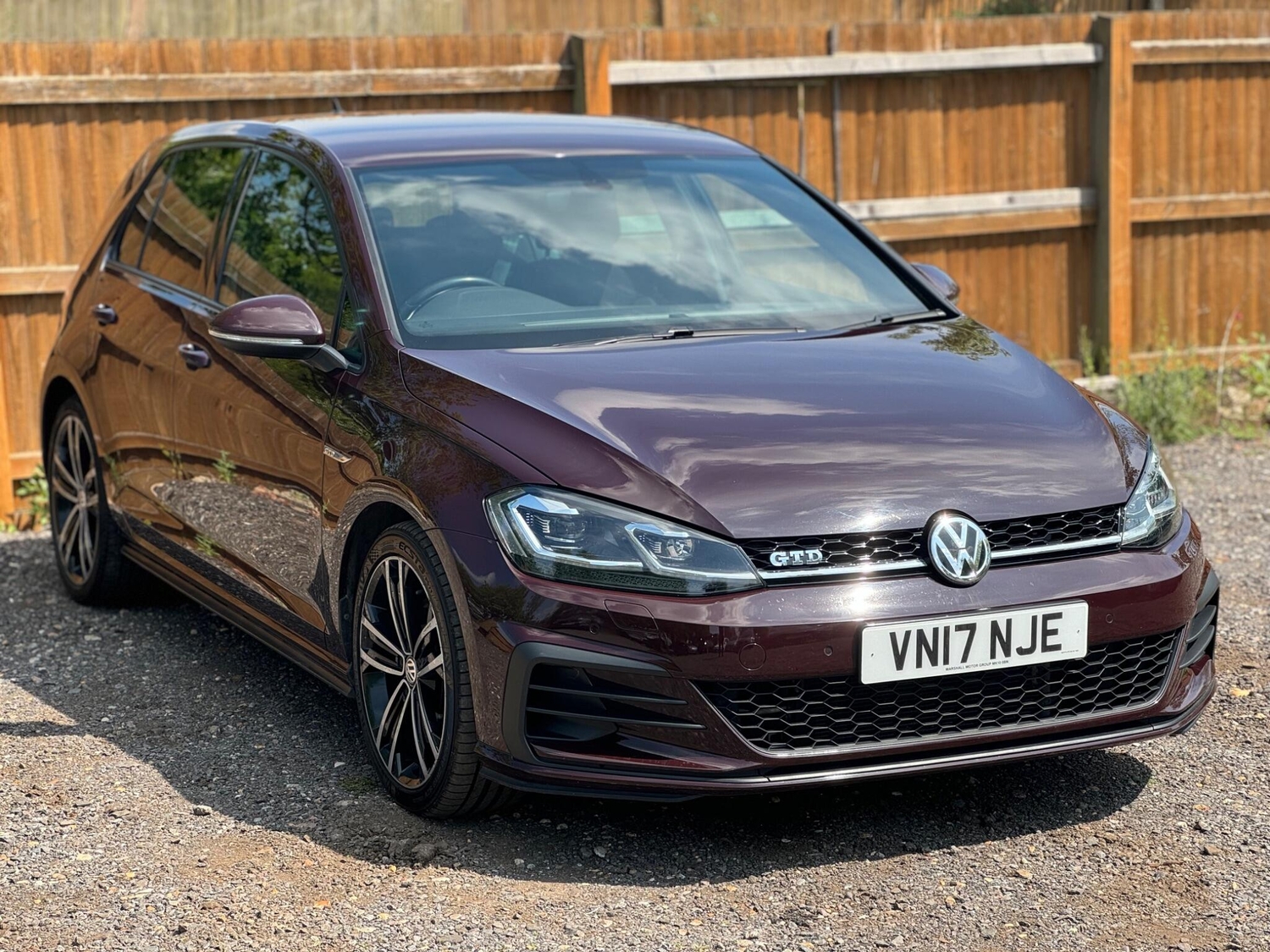Volkswagen Golf 2017 - Cars
