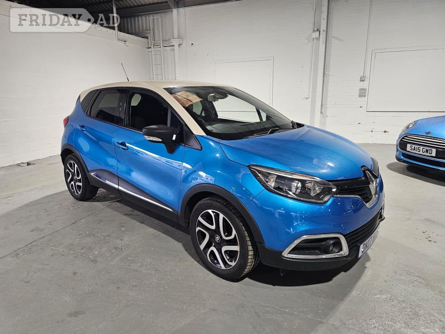Renault Captur 2017 in Pontypridd