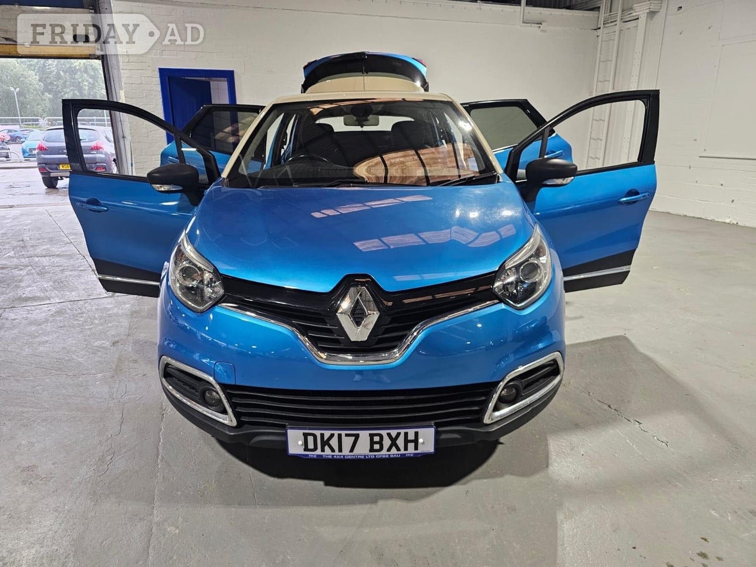 Renault Captur 2017 - Cars in Pontypridd