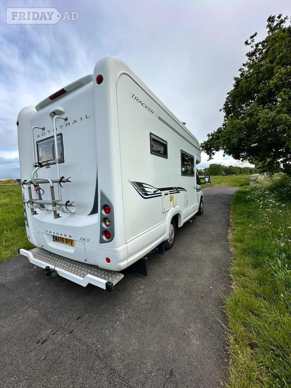 Auto-Trail Tracker EKS 2009 for sale - Motorhomes & Caravans in Bridgend