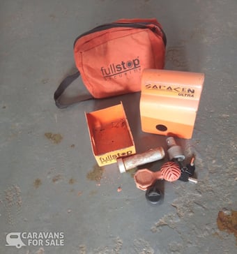 Saracen Hitch Lock