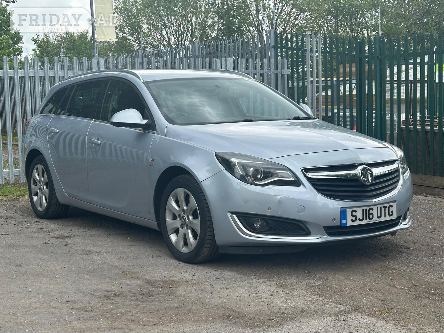 Vauxhall Insignia 2016 in Dorchester