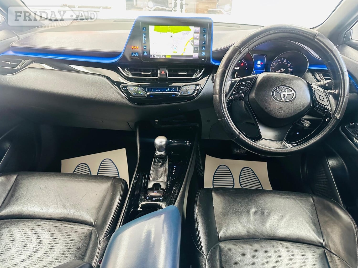 [ berth ]Toyota C-HR