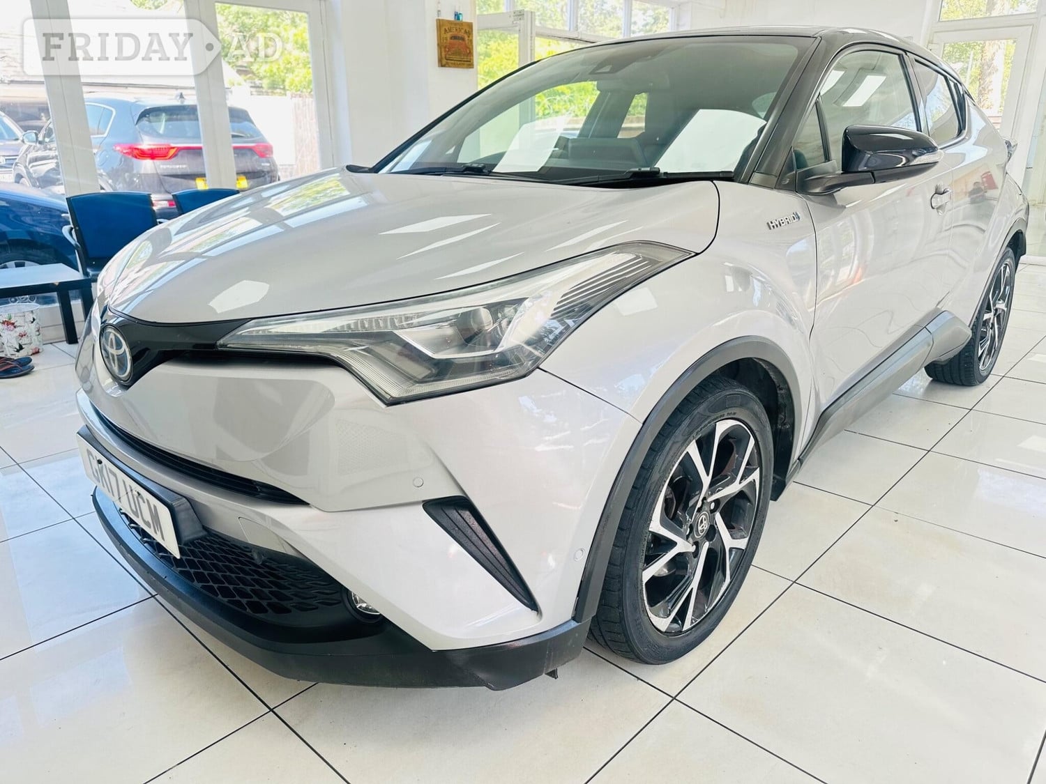Toyota C-HR 2017 - Cars