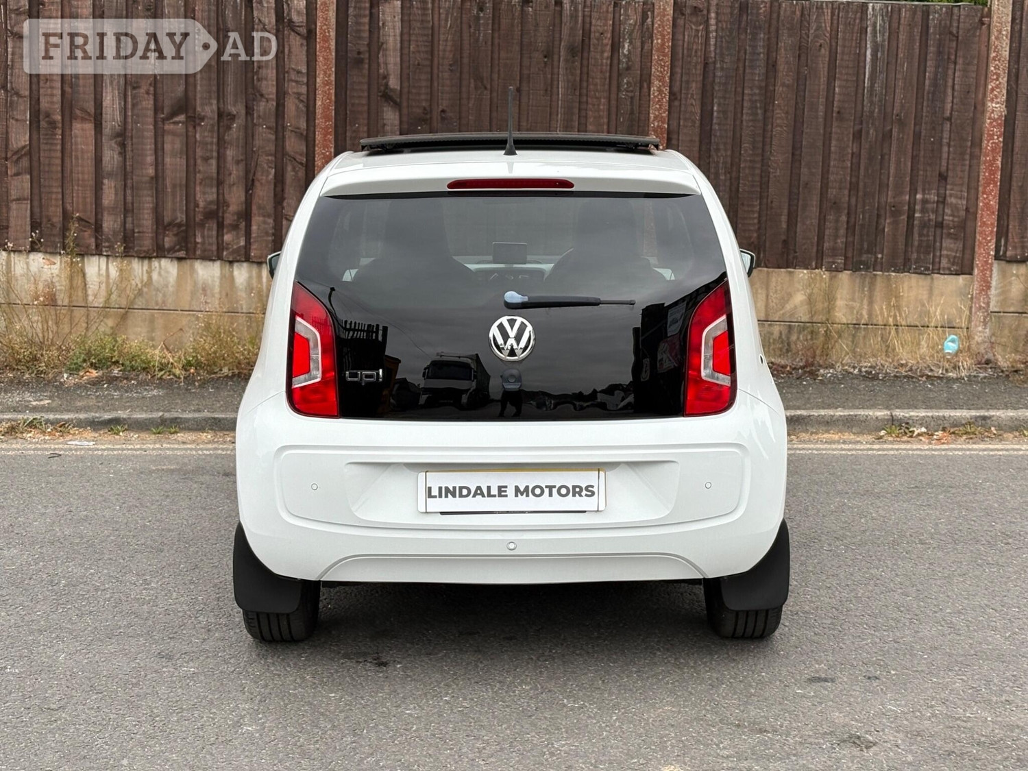 [ berth ]Volkswagen Up