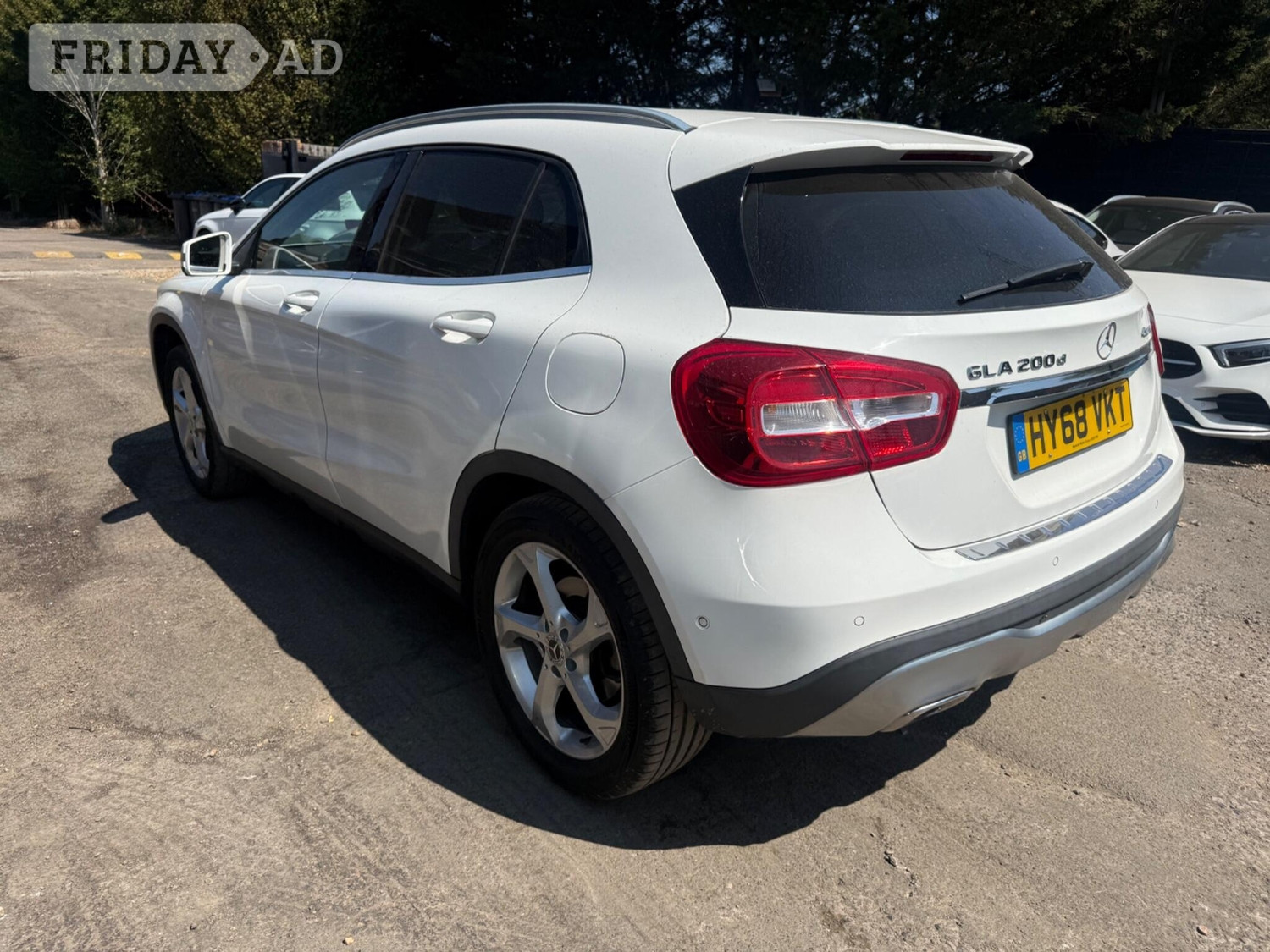Mercedes-Benz GLA 2018 - Cars