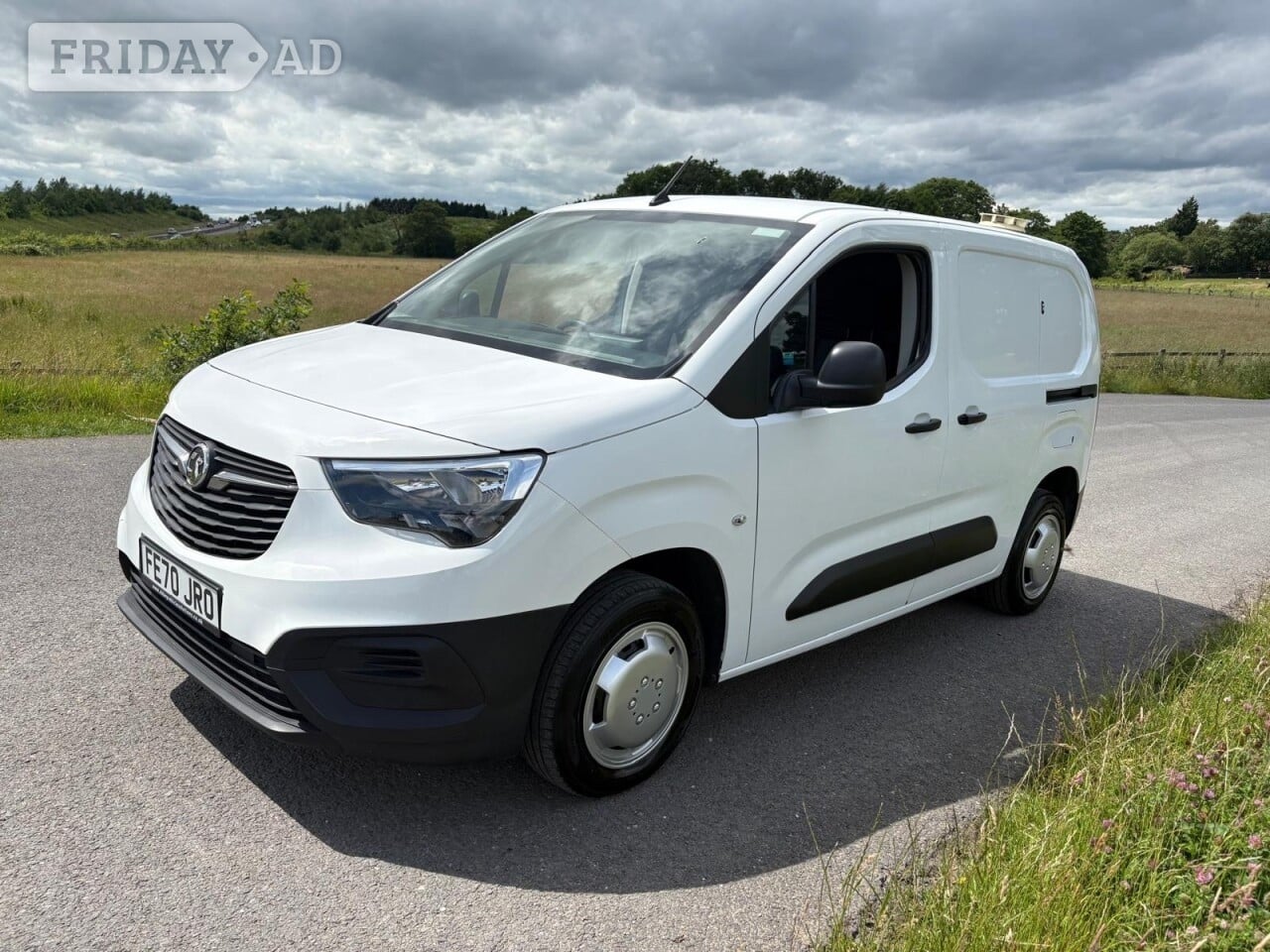 [ berth ]Vauxhall Combo