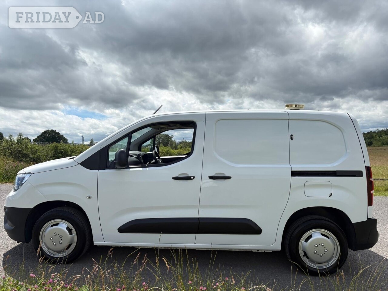 Vauxhall Combo 2020 - Vans & Commercial Vehicles