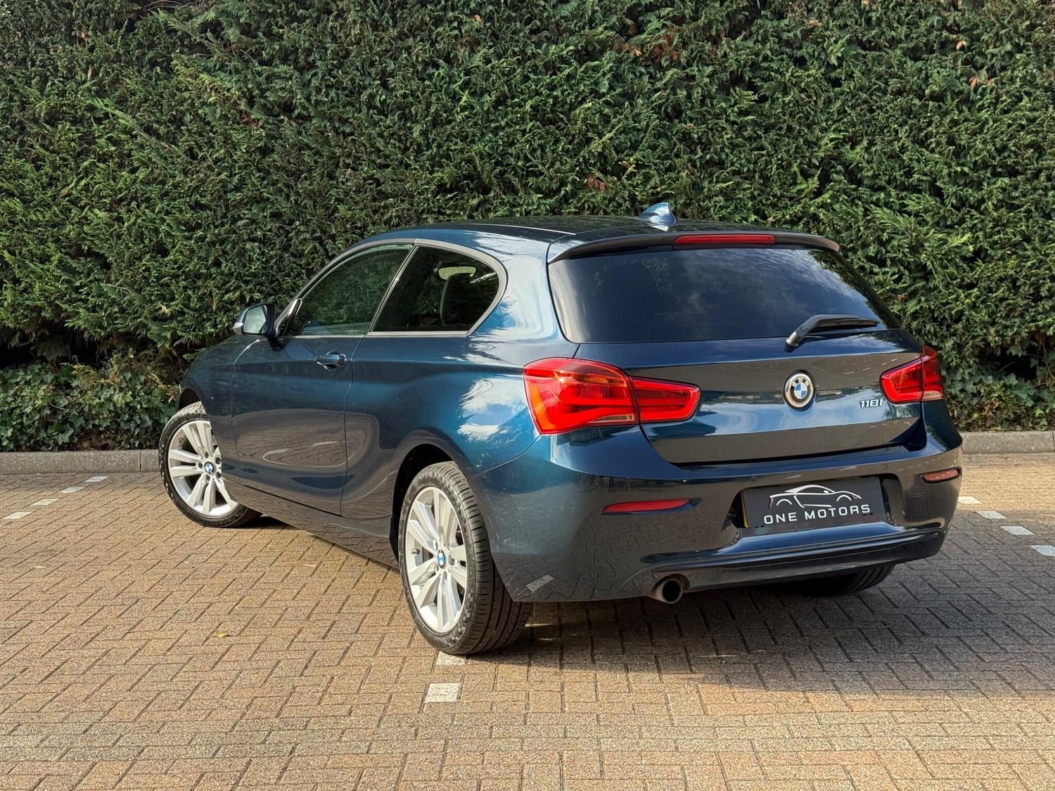BMW 1 Series Leatherhead