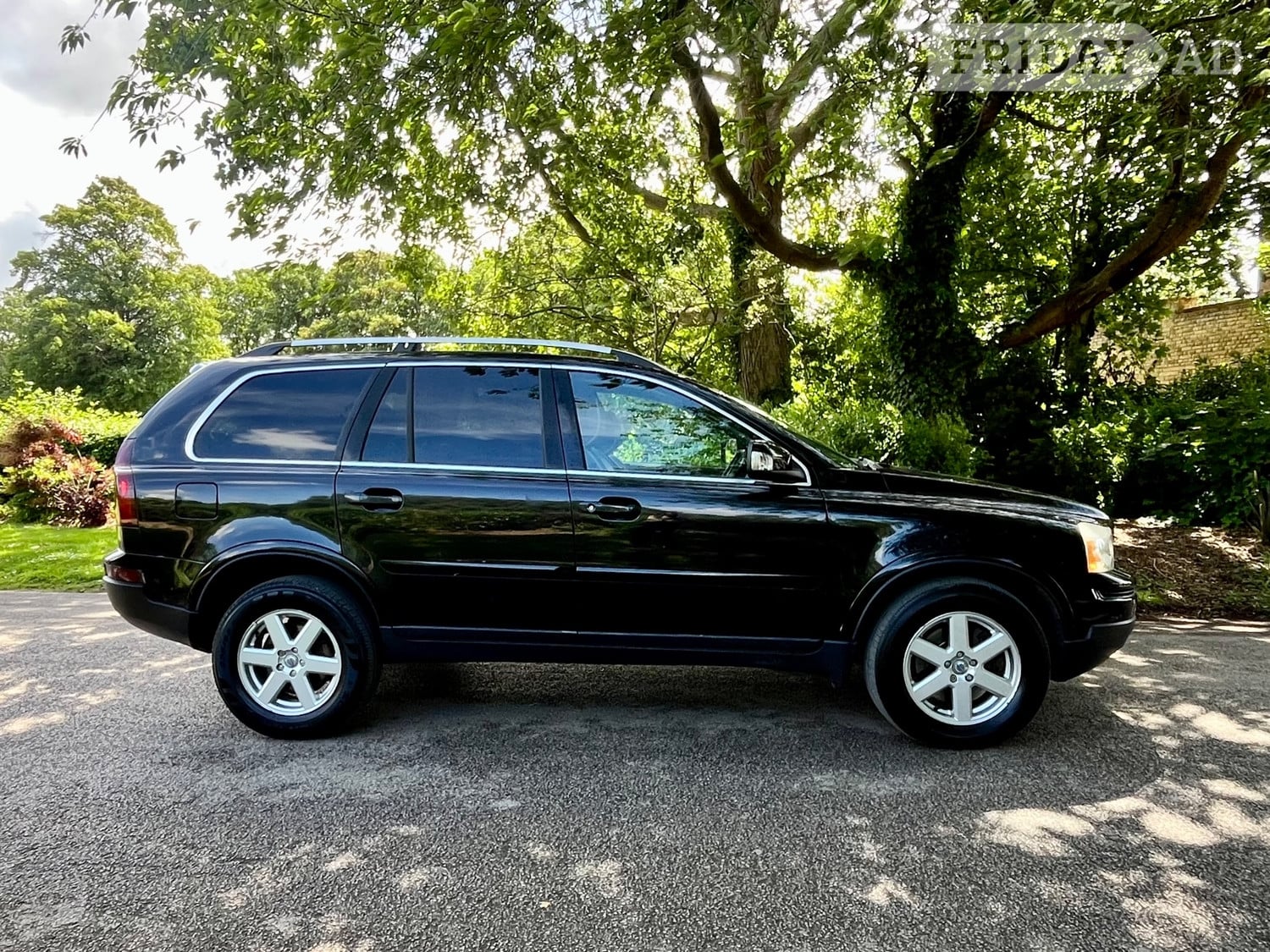 Volvo XC90 2010 - Cars in Liverpool