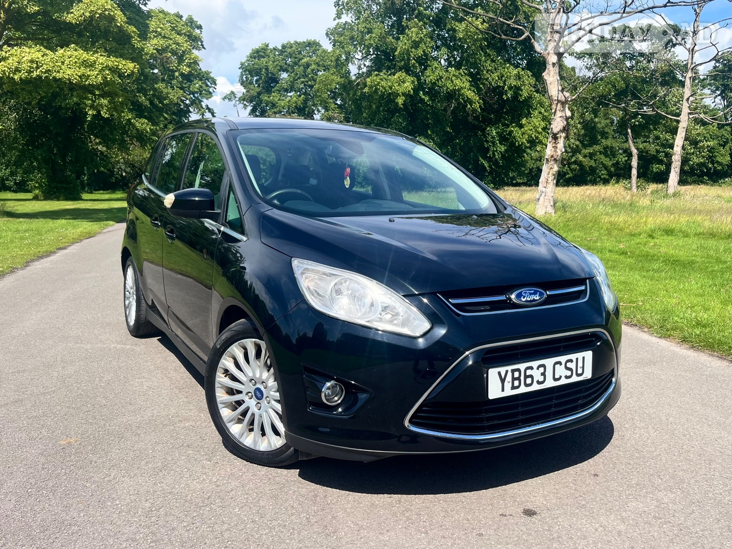 Ford Grand C-MAX 2013 in Liverpool