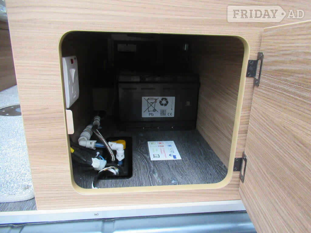 [2 berth ]Auto-Trail V-Line 540