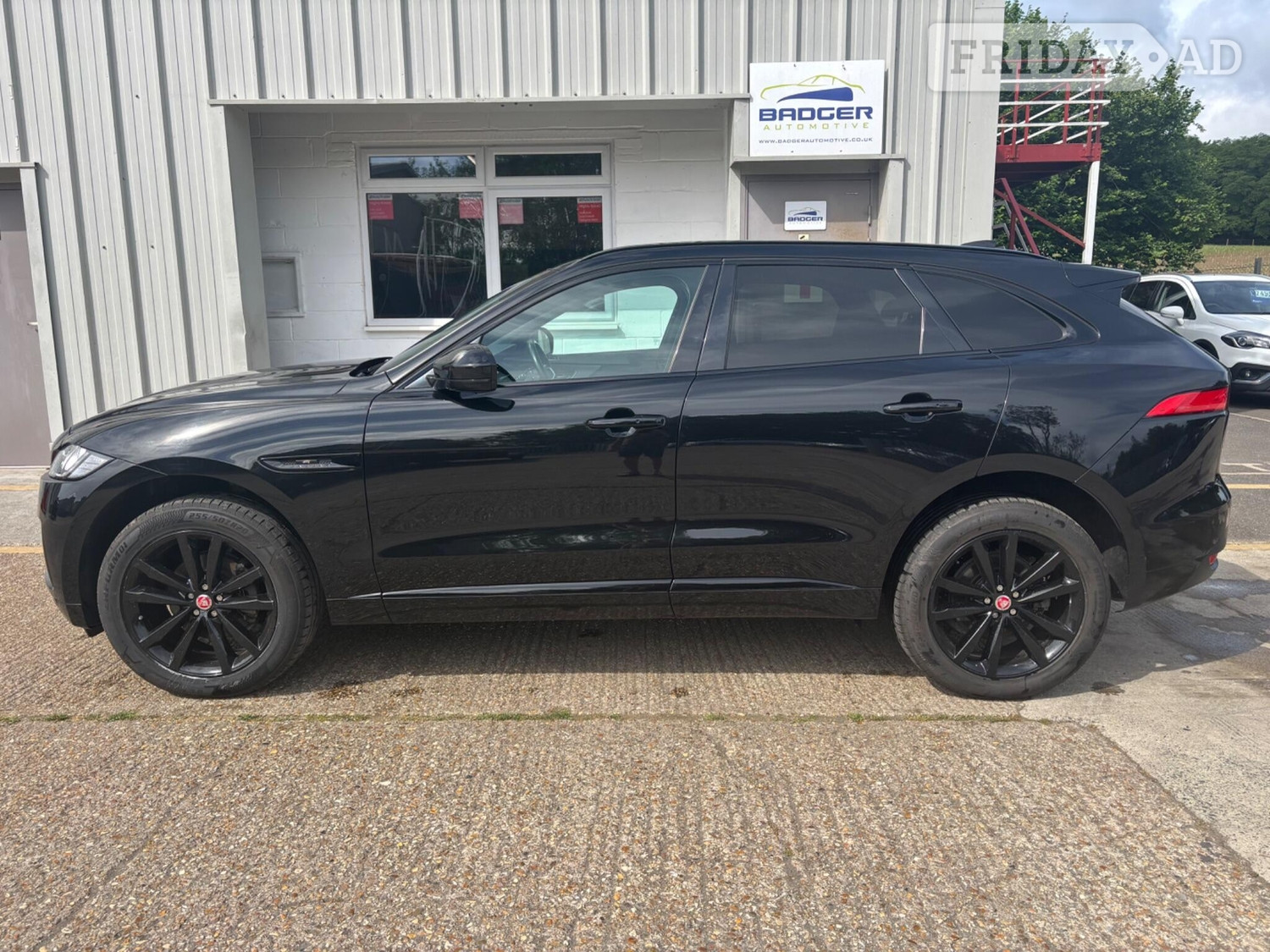 2020 Jaguar F-PACE 2.0 D180 Chequered Flag Auto AWD Euro 6 (s/s) 5dr - Cars in Uckfield