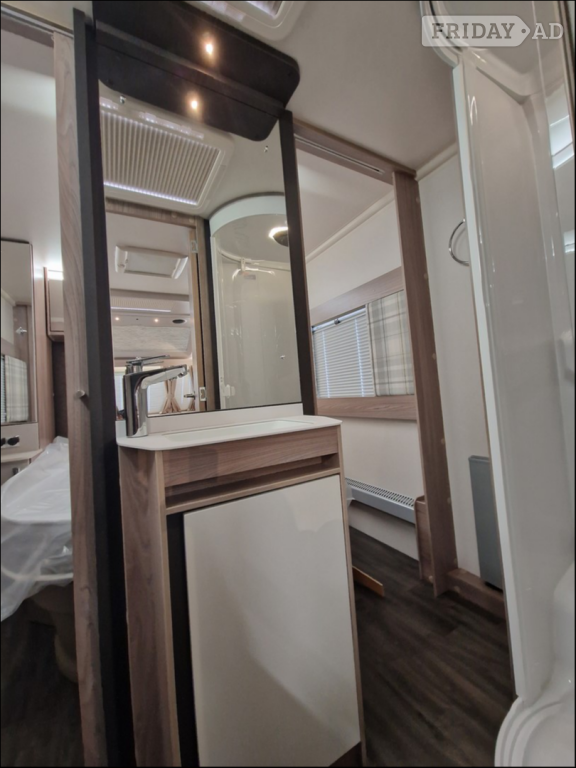 Swift Challenger SE 560 2024 - Motorhomes & Caravans in Highbridge