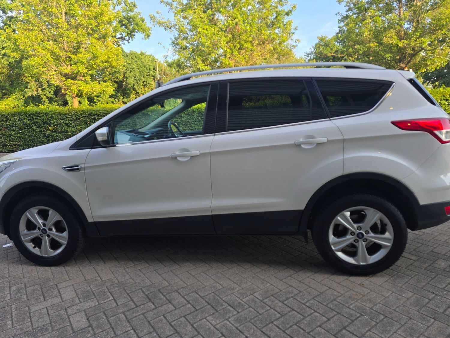 Ford Kuga 2014 - Cars in Camberley