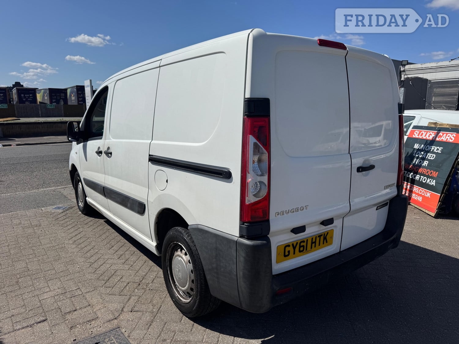 [ berth ]Peugeot Expert