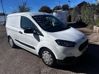 Ford Transit Courier 2022