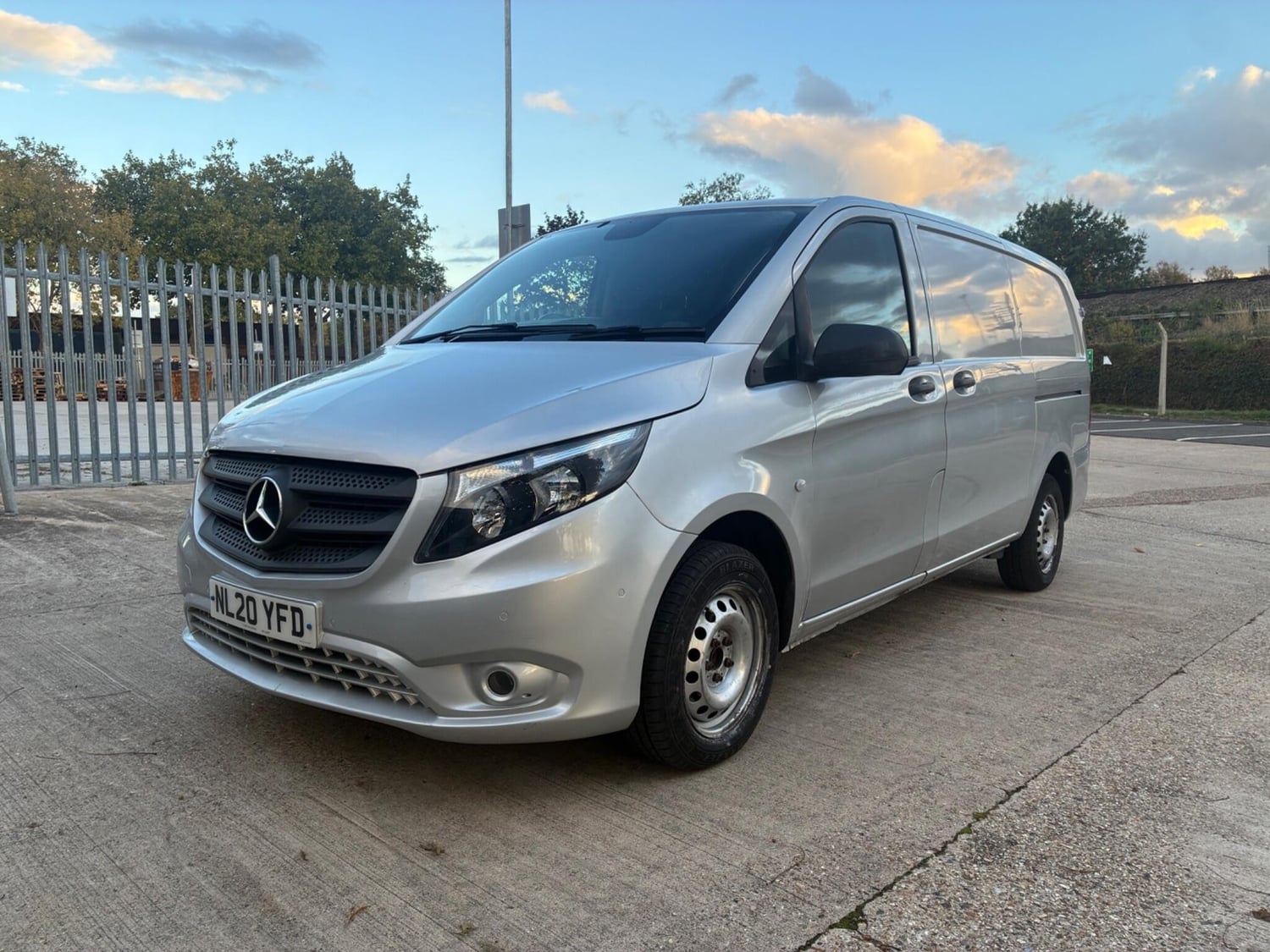 Mercedes-Benz Vito 2020 - Vans & Commercial Vehicles in Reading