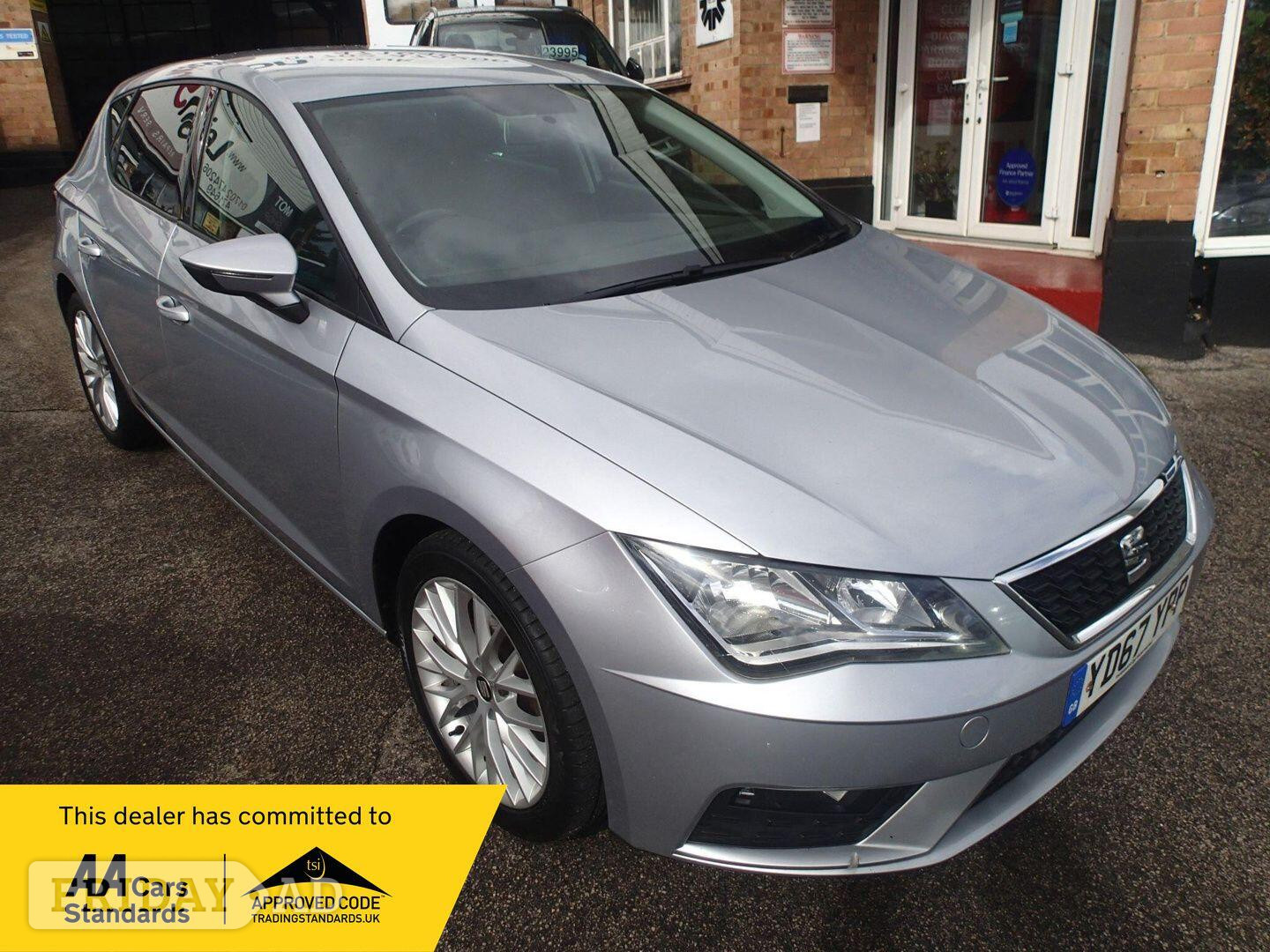 SEAT Leon 2017 in Leigh-On-Sea