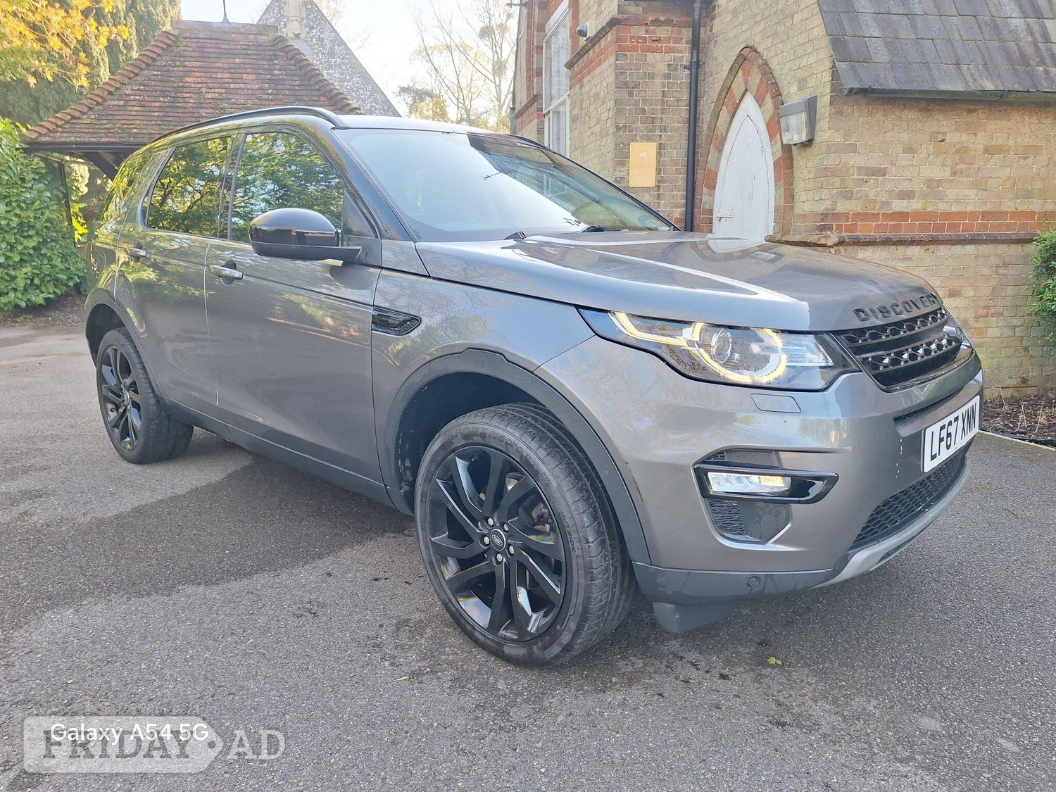 Land Rover Discovery Sport 2017 in Slough