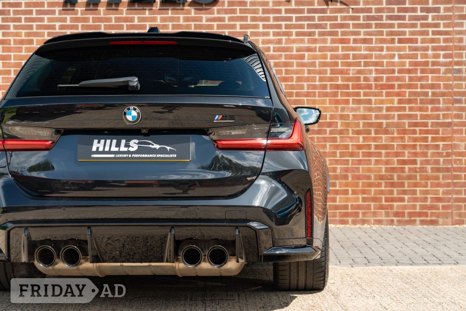 BMW M3 2023 - Cars