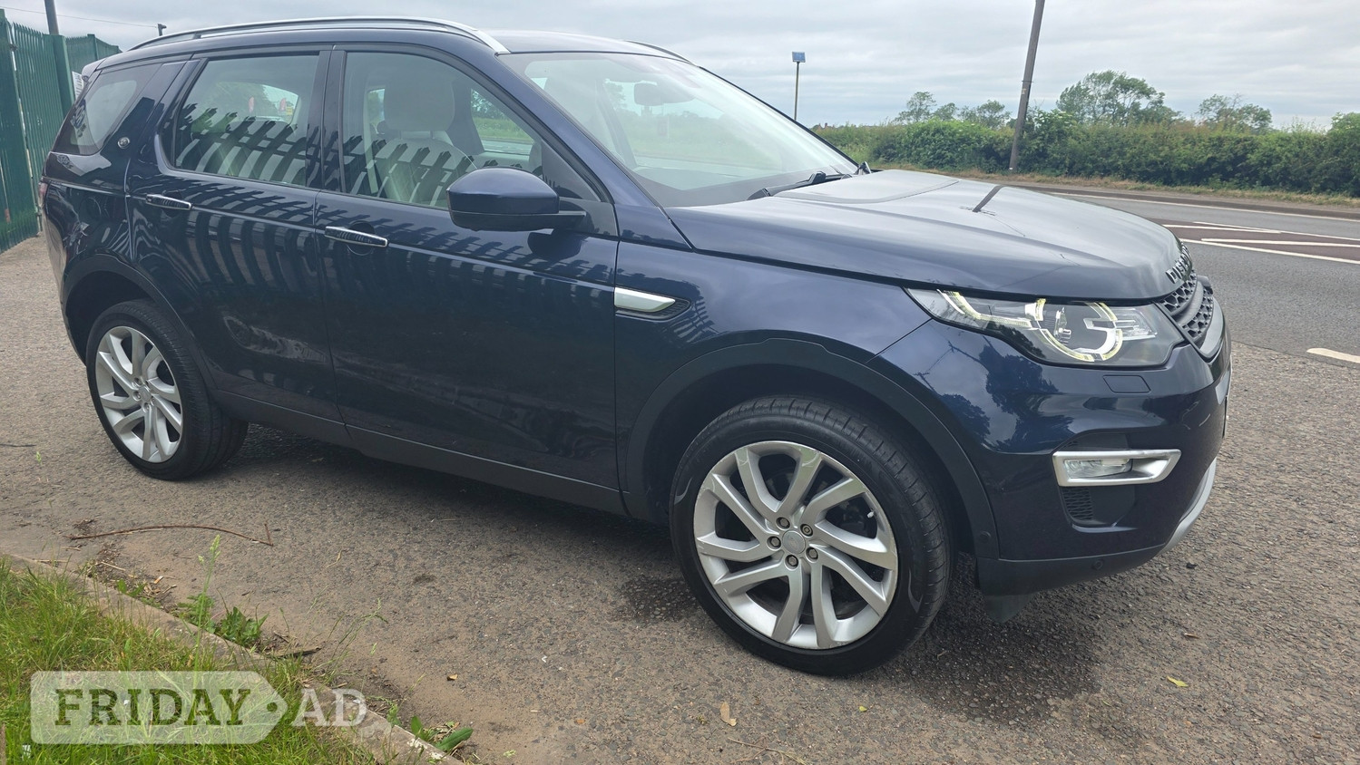 Land Rover Discovery Sport 2017 - Cars